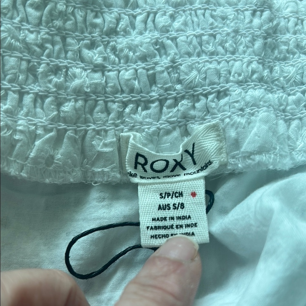 Roxy White Eyelet Wide-Leg Pants - Picture 3 of 6